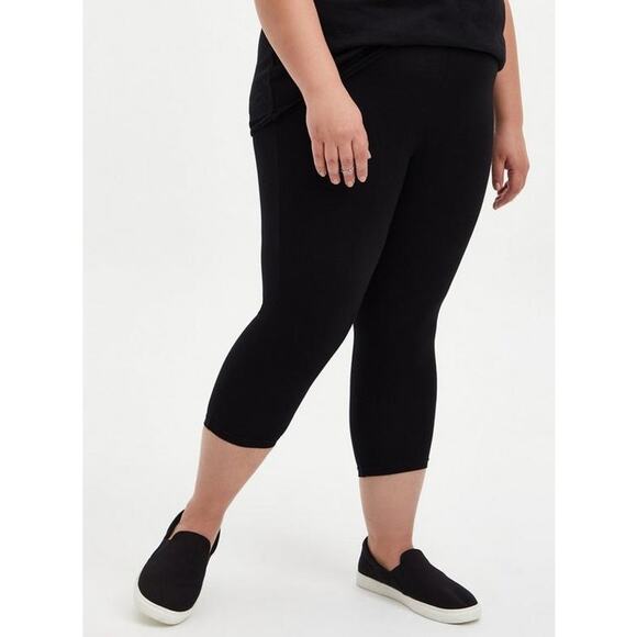 Torrid Sleep Black Cropped Capri Pants Plus Size 3 High Rise - Picture 1 of 9